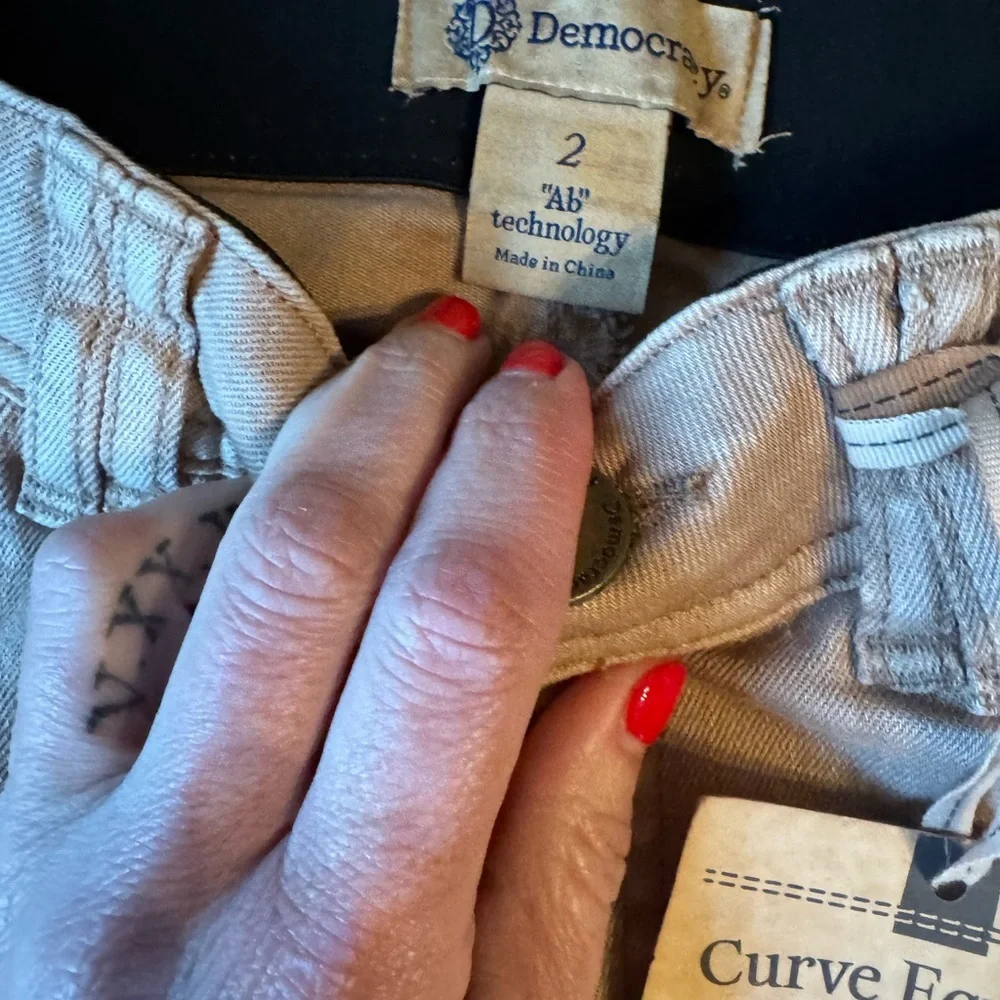 Democracy
Petite AbSolution High-Rise Round Up Destroyed Scalloped-Hem Boyfriend - Picture 5 of 5